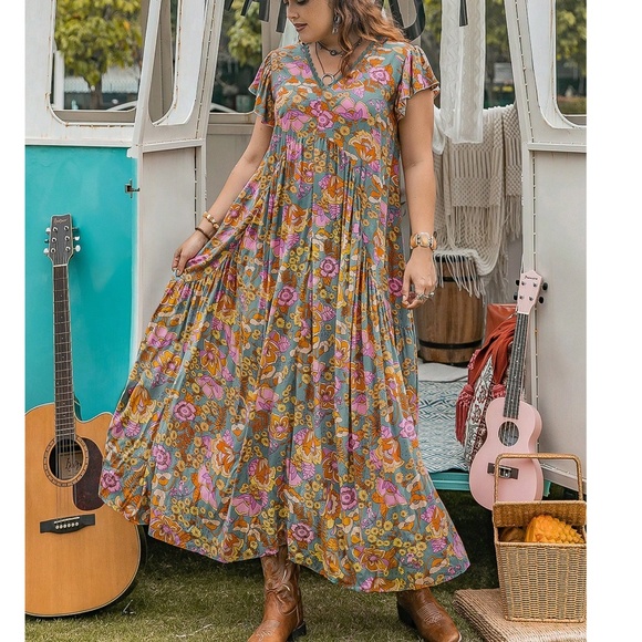 Plus Floral print Butterfly Print High Waisted Maxi Dress
